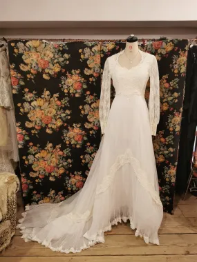 1970s vintage wedding dress with pearls and lace