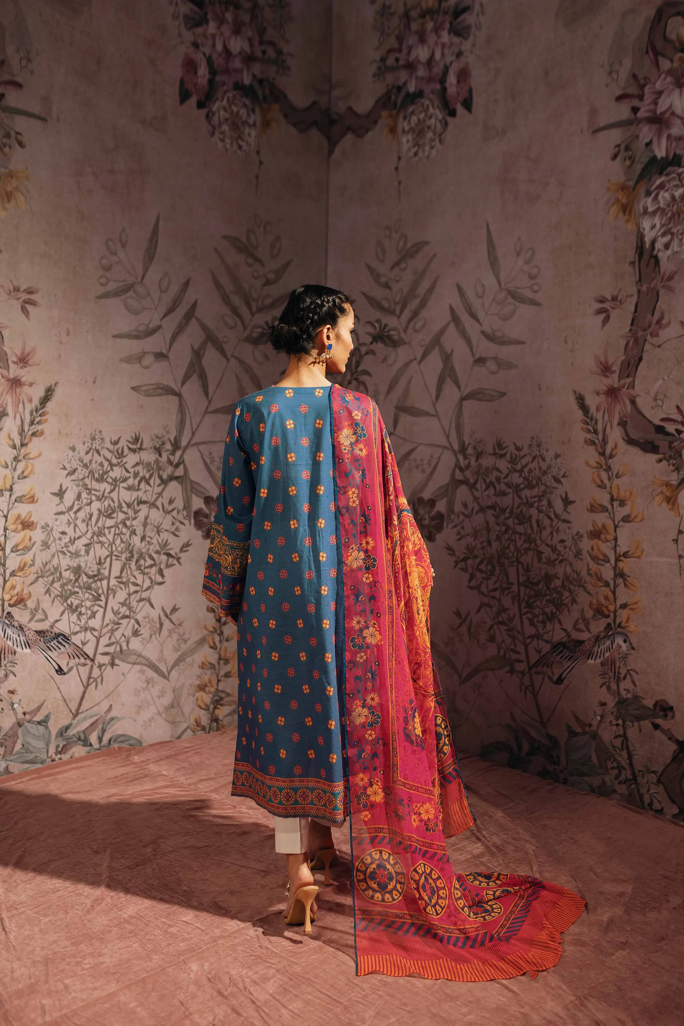 2 Piece - Digital Printed Embroidered Suit - 42301244