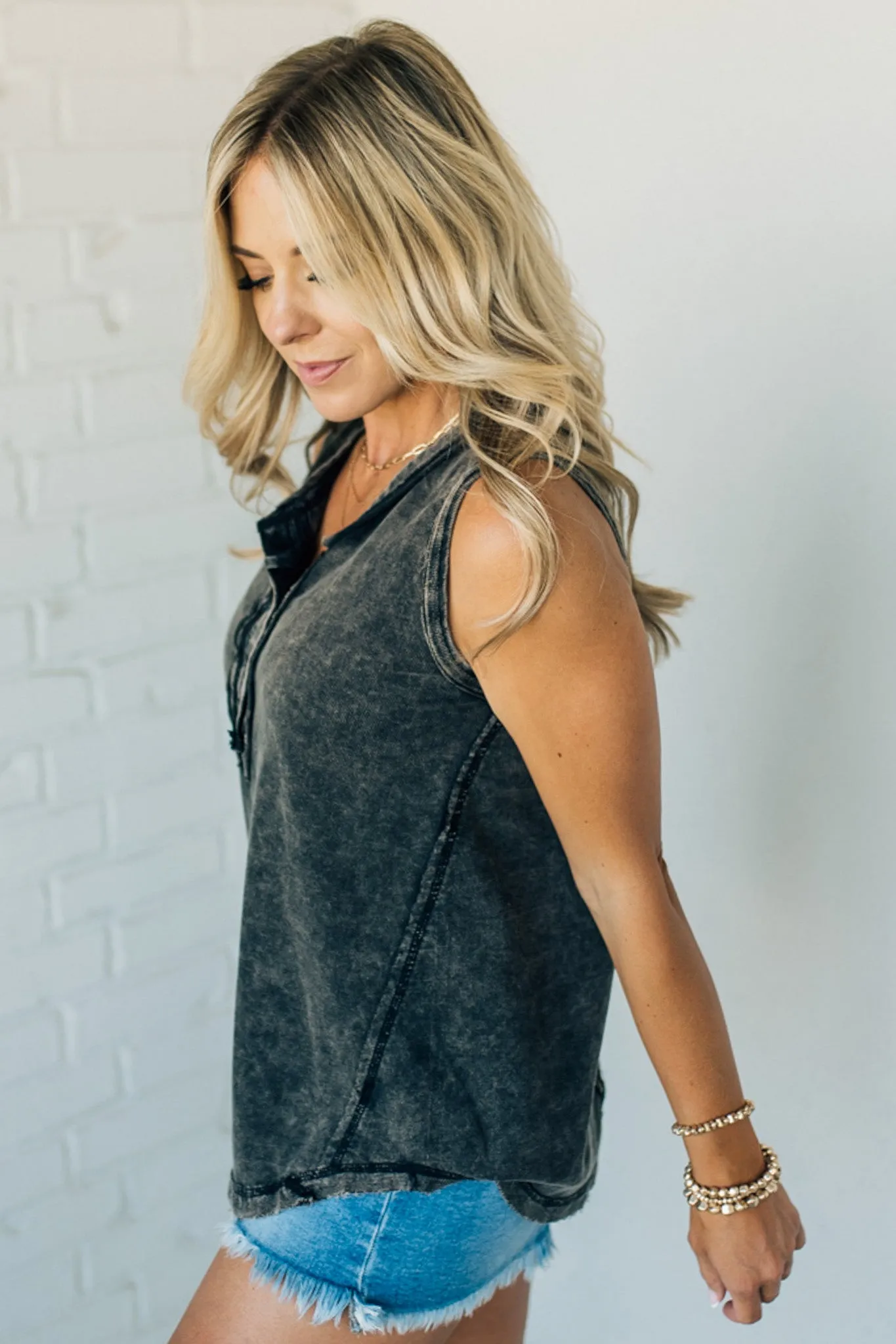 Button Mix Washed Henley Tank