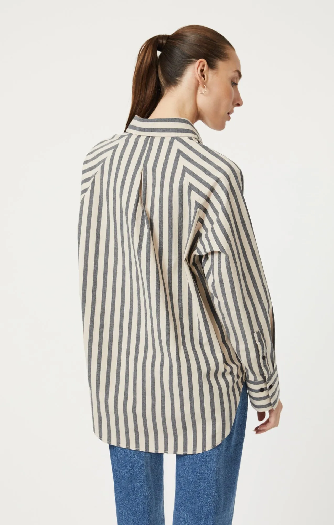 BUTTON-UP LONG SLEEVE SHIRT IN BEIGE BOLD STRIPE