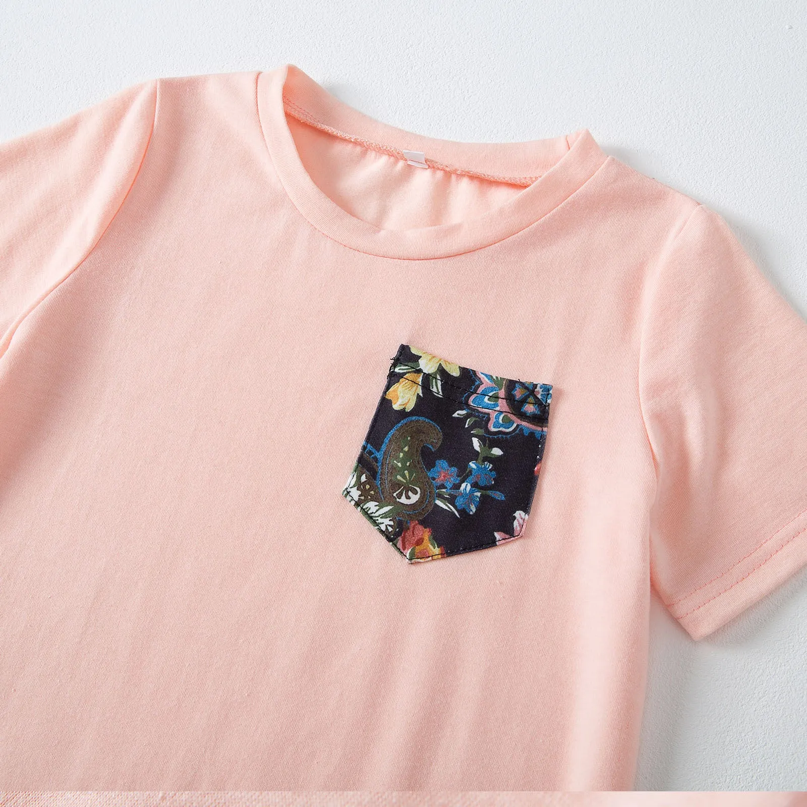 Family Matching Floral Print Splicing Dresses and T-shirts Sets