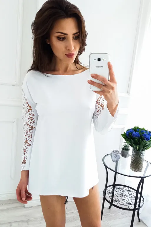 New Lace Stitching Long Sleeved Shirt Bottoming Shirt